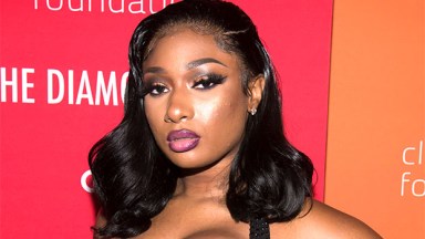 Megan Thee Stallion Goes Makeup-Free & Twerks For The Camera: Watch ...