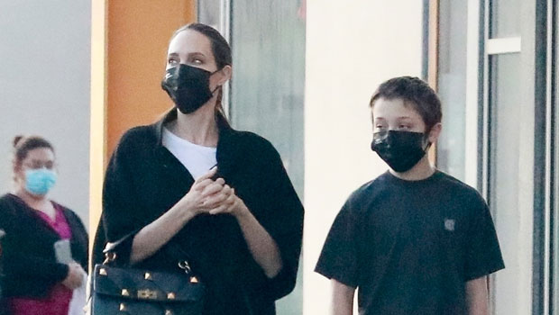 Angelina Jolie & Son Knox Go Christmas Shopping: Photos – Hollywood Life