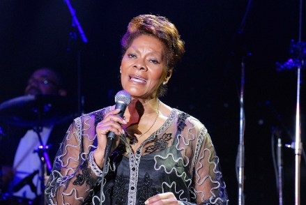 Dionne Warwick performs a medley of her tunes at the Los Angeles Urban Leagues "Whitney M. Young Jr. Awards Dinner in Los Angeles, CA Thursday April 12, 2007. (AP Photo/Earl Gibson III )