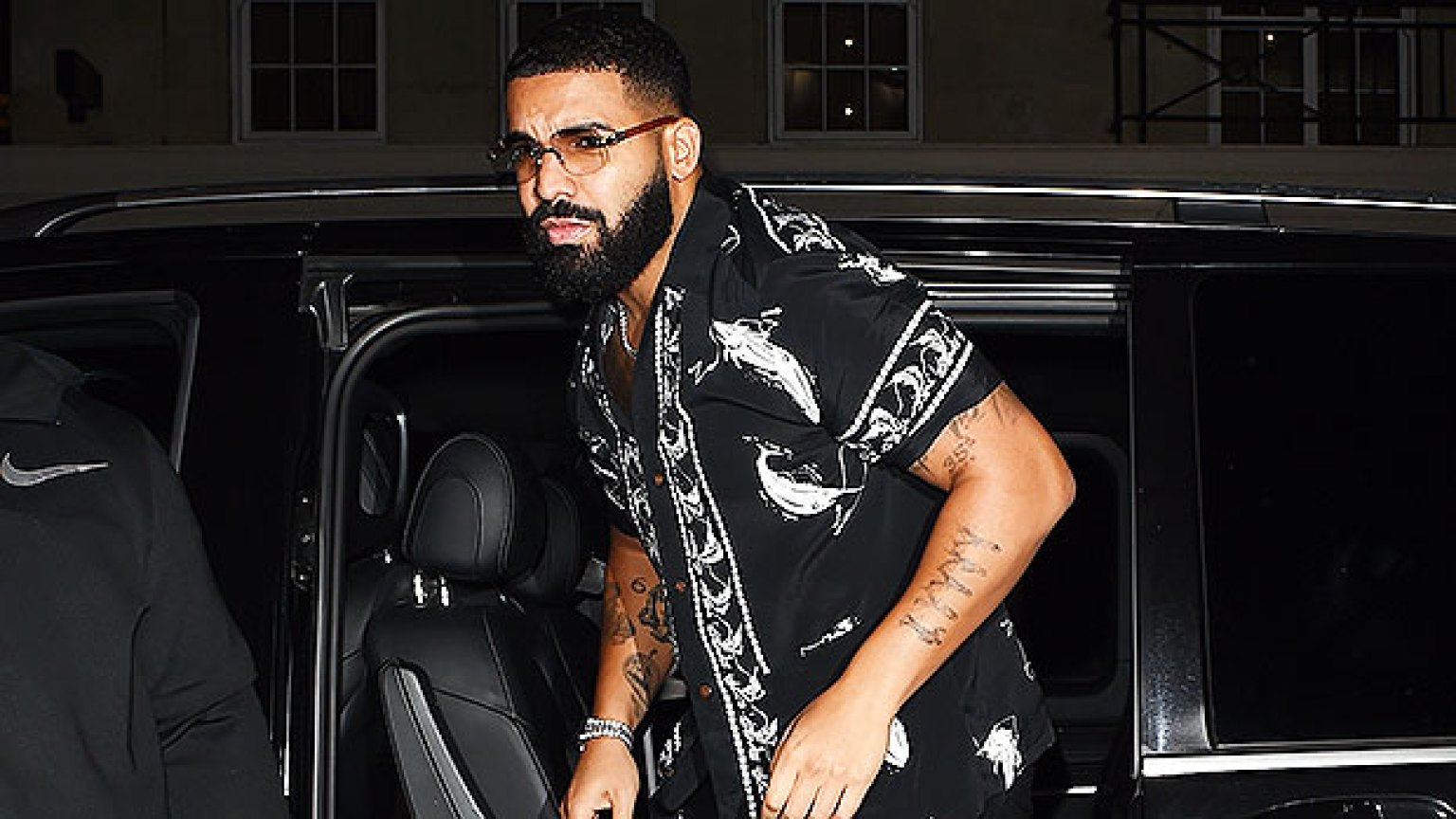 Drake Ties Son Adonis’ Hair In Head Scarf While Mom Sandi Graham ...