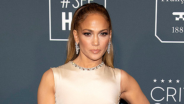 Jennifer Lopez Rocks A 'Makeup-Free Glow' In New Skincare Video – Hollywood  Life
