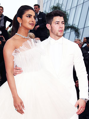 priyanka chopra wedding lehenga