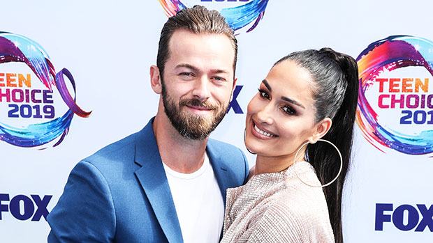 Nikki Bella Artem Chigvintsev Have Intimacy Issues During Pregnancy Hollywood Life