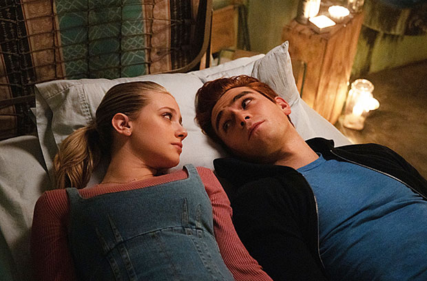https://hollywoodlife.com/wp-content/uploads/2020/12/riverdale-veronica-archie-and-betty-cw-embed.jpg