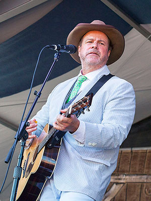 Robert Earl Keen: Photos Of The Americana Musician – Hollywood Life
