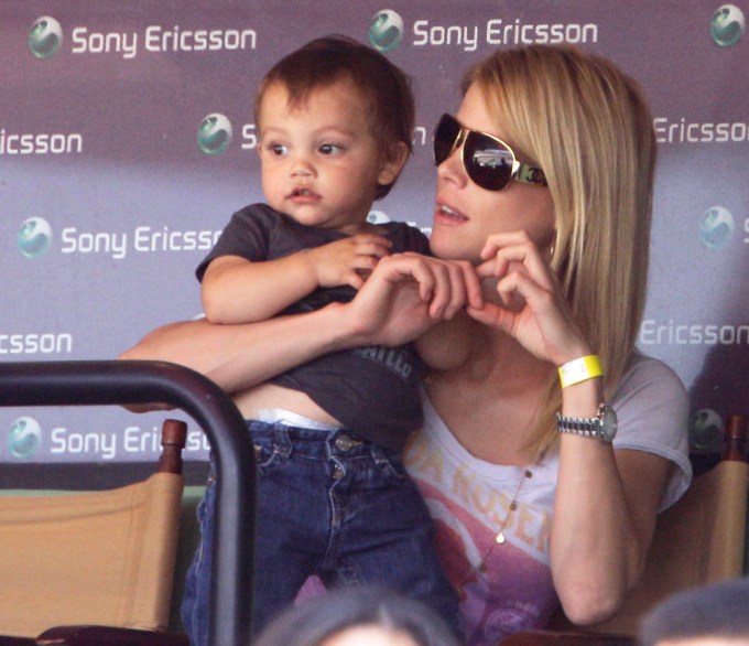 Elin Nordegren Watches Tennis With Her Son In 2010