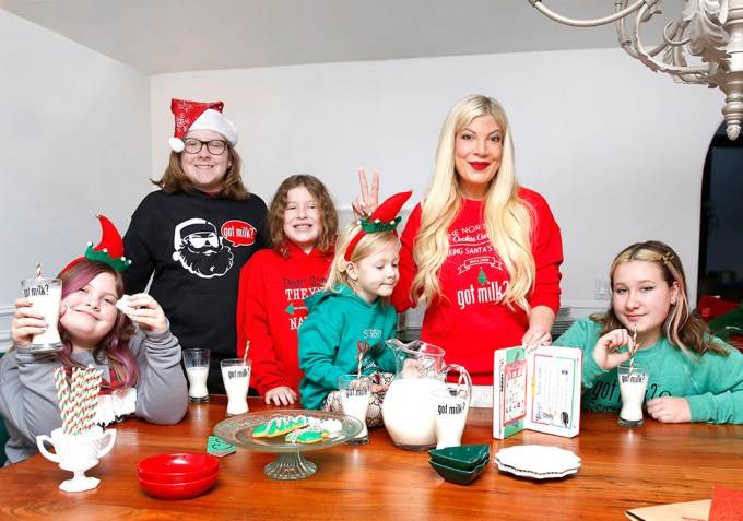 Tori Spelling keeps the magic of the holidays alive with ‘got milk?’ and Santa’s Journal