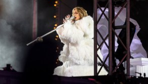 jennifer lopez 2021 nye