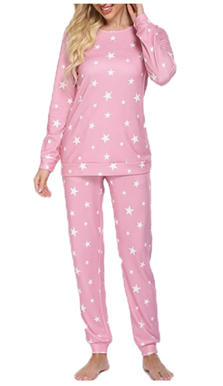 , Over 2,000 People Swear By This Cozy Winter Pajama Set For Less Than $40, Indian &amp; World Live Breaking News Coverage And Updates