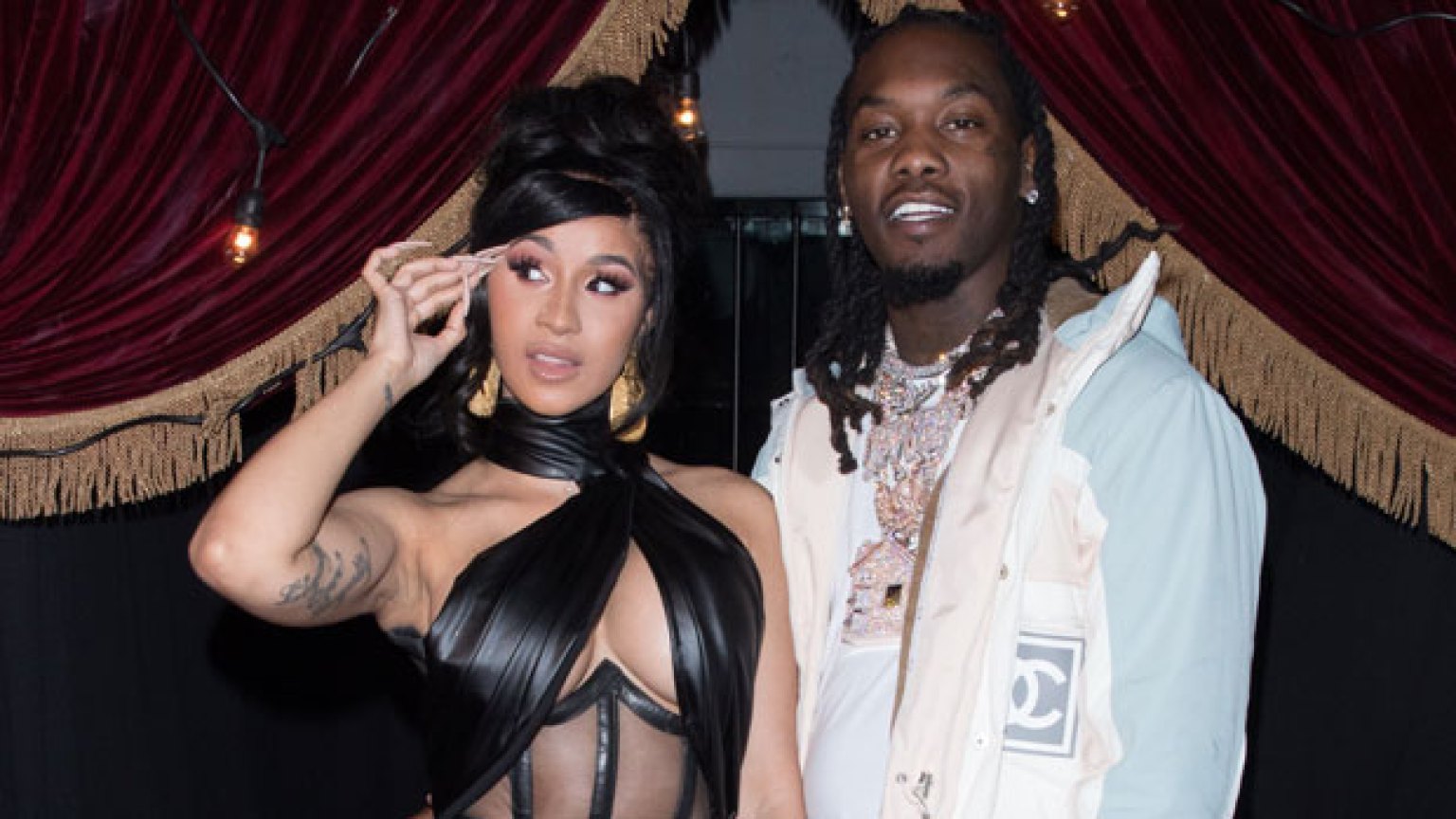 Cardi B Twerks On Offset In Sequin Bikini At Yacht Party Video Hollywood Life 5851