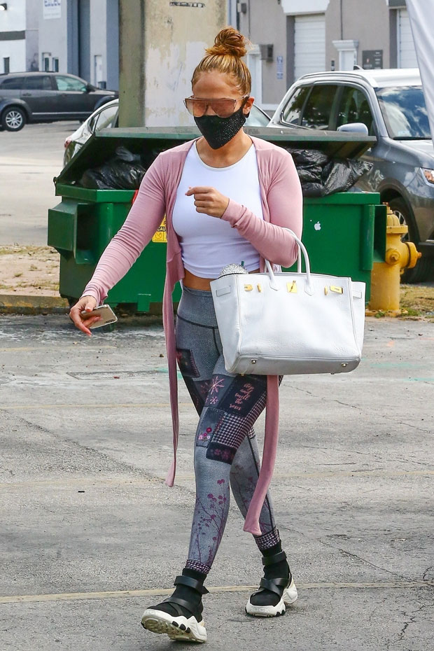 Jennifer Lopez Wearing Hermes Birkin Bag With Sweatpants