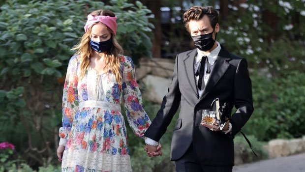 Harry Styles Holds Hands With Olivia Wilde While Attending Manager's Wedding  (60+ Photos): Photo 1304362, Harry Styles, Olivia Wilde Pictures