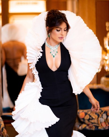 Paris, FRANCE  - *EXCLUSIVE*  - - For Germany Call For Price - Rendezvous with Indian actress Priyanka Chopra-Jonas who poses in an elegant black dress at the Ritz hotel in Paris, France  Pictured: Priyanka Chopra   BACKGRID USA 7 JUNE 2022   BYLINE MUST READ: Best Image / BACKGRID  USA: +1 310 798 9111 / usasales@backgrid.com  UK: +44 208 344 2007 / uksales@backgrid.com  *UK Clients - Pictures Containing Children Please Pixelate Face Prior To Publication*