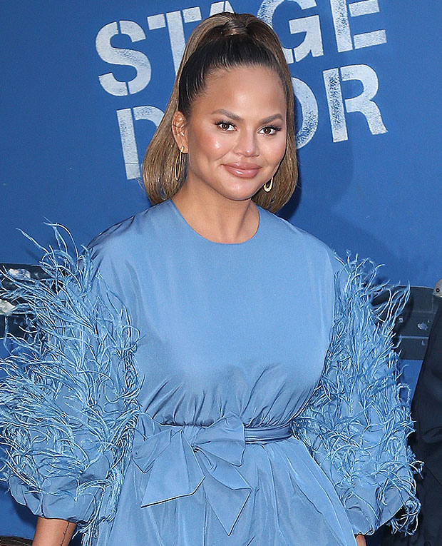 Chrissy Teigen Rocks New Hot Pink Wig For Sexy Hair Makeover See Before And After Pics Celebrities
