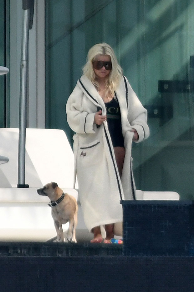 Christina Aguilera Stuns In Gucci Swimsuit While In Miami Pics