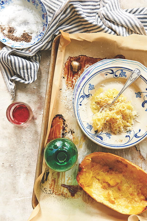 Spaghetti Squash Cacio e Pepe 