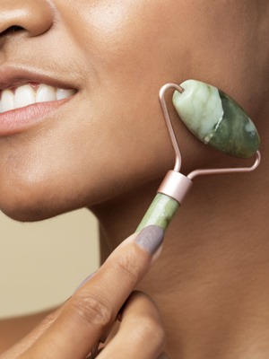 jade roller