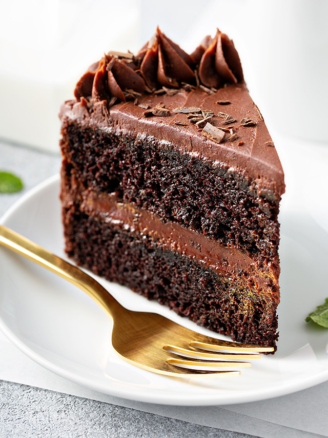 Low-Carb Chocolate Cake Recipe – Hollywood Life