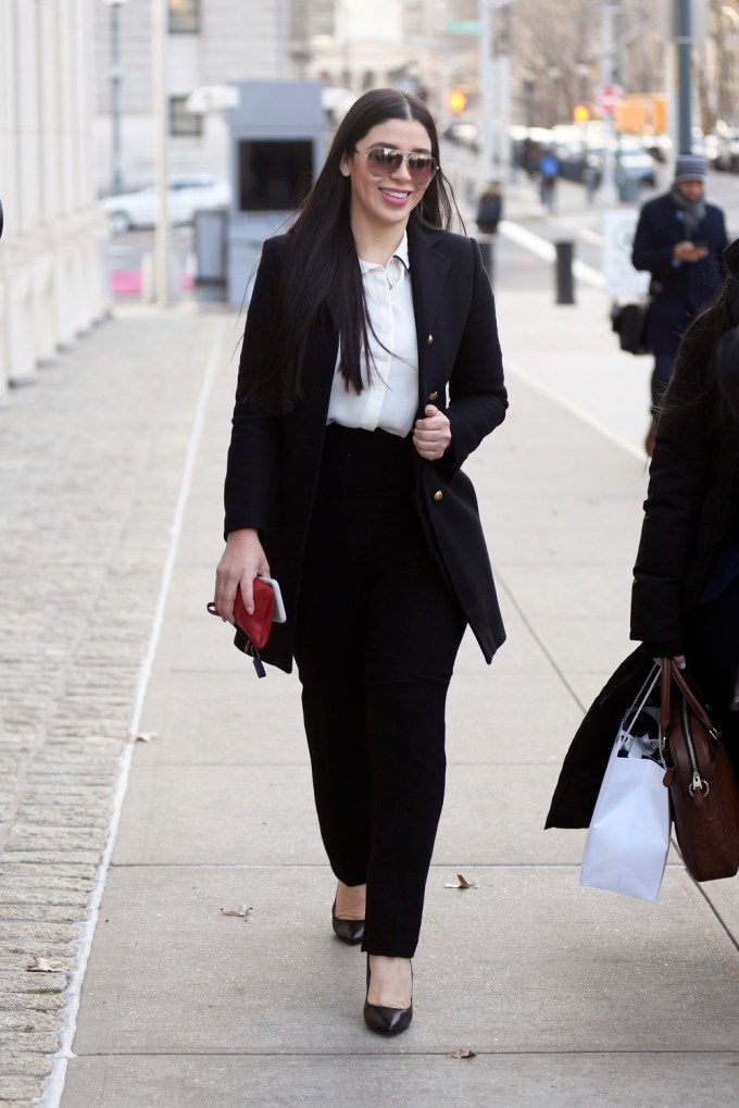 Emma Coronel Aispuro looks so stylish arriving at court