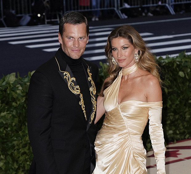  zz/XPX/STAR MAX/IPx 2018 5/7/18 Tom Brady and Gisele Bundchen at the 2018 Costume Institute Benefit Gala celebrating the opening of "Heavenly Bodies: Fashion and the Catholic Imagination". (The Metropolitan Museum of Art, NYC)