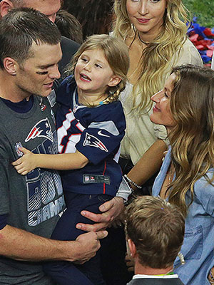 Tom Brady's Kids At Super Bowl 2021: Photos & Videos Of The Family –  Hollywood Life