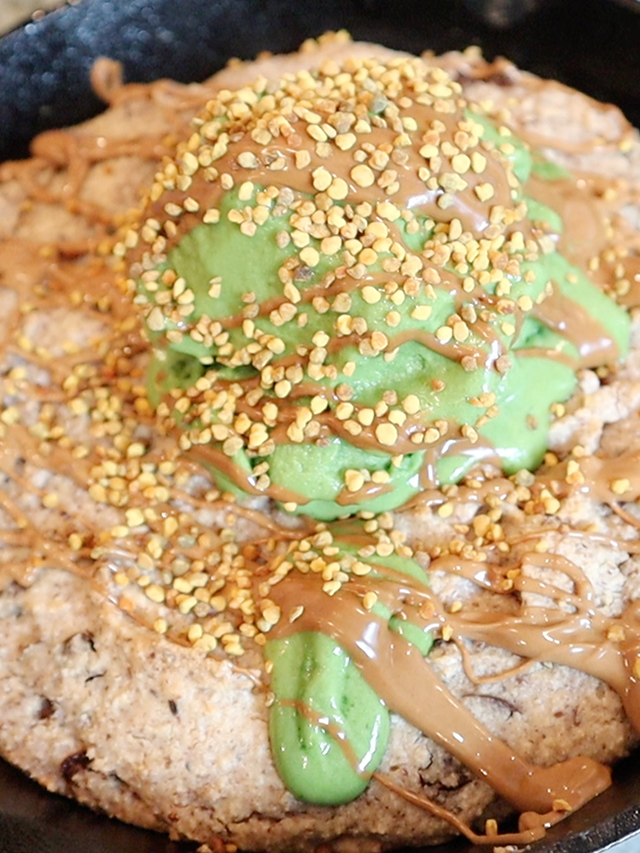 Cookie Skillet Recipe Perfect For Valentine’s Day With Shayna Taylor