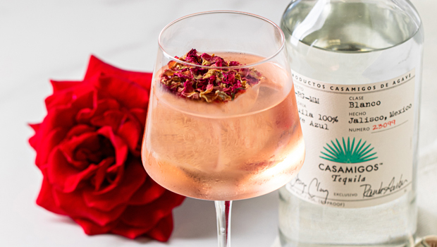 Valentine S Day Cocktails Recipes To Celebrate The Holiday Hollywood Life