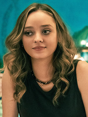 Madeleine Arthur