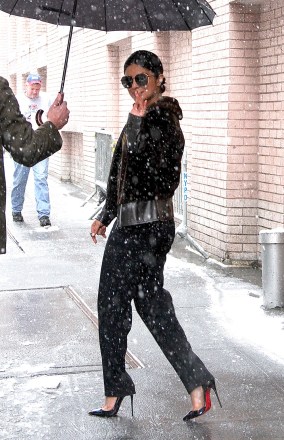 Wearing high heels, Priyanka Chopra braves a major snowstorm as she leaves 'The View' in NYC where she served as guest co-host Pictured: Priyanka ChopraRef: SPL1438195 090217 NON-EXCLUSIVEPicture by: SplashNews.comSplash News and PicturesUSA: +1 310-525-5808London: +44 (0)20 8126 1009Berlin: +49 175 3764 166photodesk@splashnews.comWorld Rights
