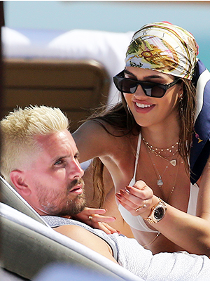 Scott Disick Gets Cozy With Amelia Hamlin During Weekend Boat Trip With  Daughter Penelope