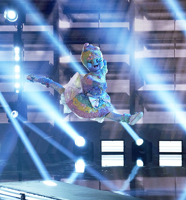 Gabby Douglas Is 'The Masked Dancer' Winner & Revealed As ...