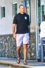 Los Angeles, CA  - *EXCLUSIVE*  - Actor Armie Hammer shows off his new buzz-cut hairstyle while picking up an energy drink at the store in Los Angeles.

Pictured: Armie Hammer

BACKGRID USA 27 JULY 2023 

BYLINE MUST READ: BACKGRID

USA: +1 310 798 9111 / usasales@backgrid.com

UK: +44 208 344 2007 / uksales@backgrid.com

*UK Clients - Pictures Containing Children
Please Pixelate Face Prior To Publication*