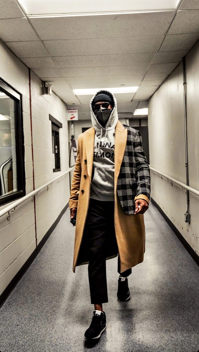 Chris Paul rocks an Alife BHM hoodie