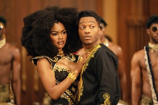 COMING 2 AMERICA, (aka COMING TO AMERICA 2), from left: Teyana Taylor, Jermaine Fowler, 2021. ph: Quantrell D. Colbert / © Amazon / Courtesy Everett Collection