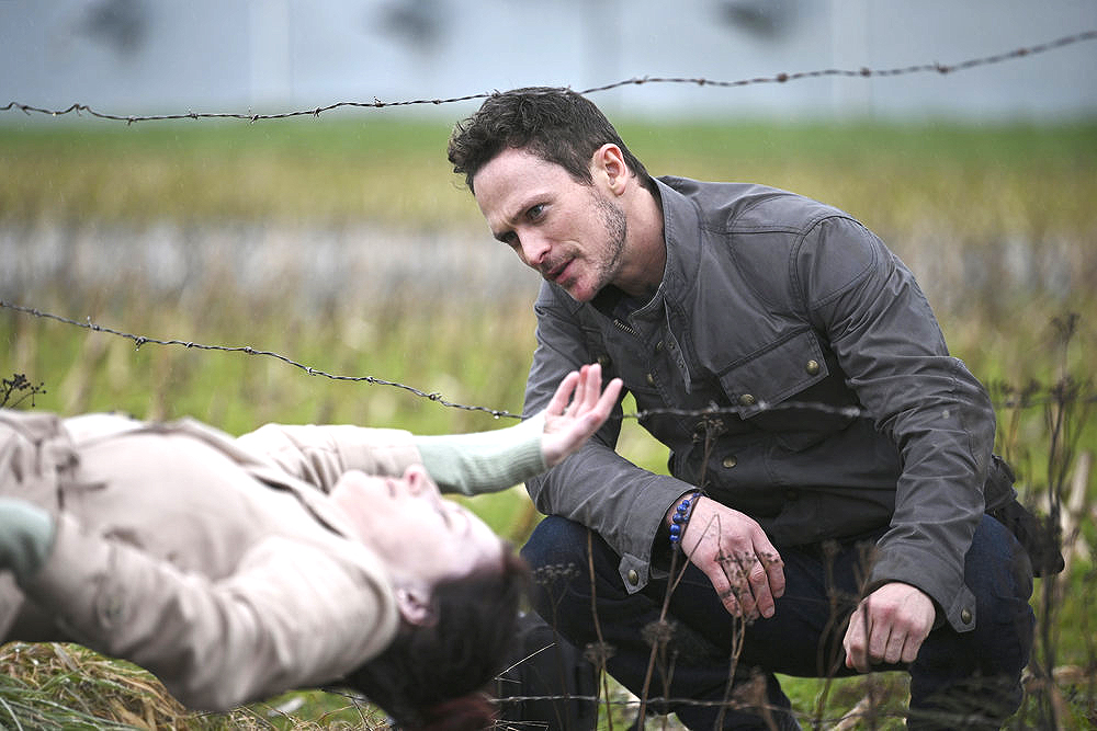 DEBRIS -- "Pilot" -- Pictured: (l-r) Amanda C. Marier as Amy, Jonathan Tucker as Bryan Benventi -- (Photo by: Sergei Bachlakov/NBC)