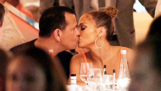 Jennifer Lopez And Alex Rodriguez Kiss Amid Split Reports — Photos
