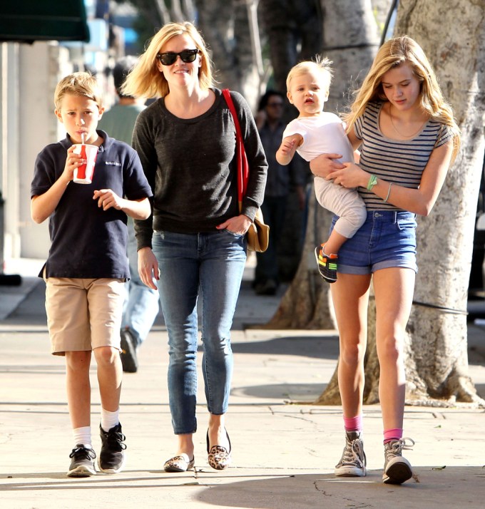 Reese Witherspoon With Her Family