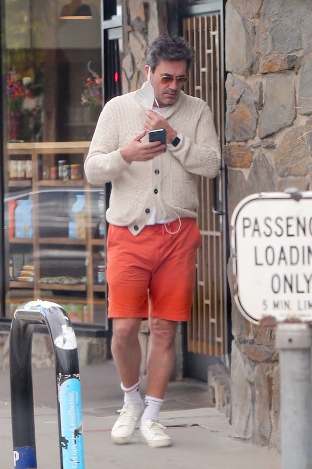 Jon Hamm Shows Off His Greying Hair In Rare Outing With GF Anna Osceola ...