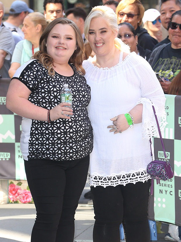 Mama June's Current Relationship & Pumpkin – Hollywood Life