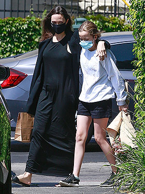 Angelina Jolie, Vivienne Jolie-Pitt