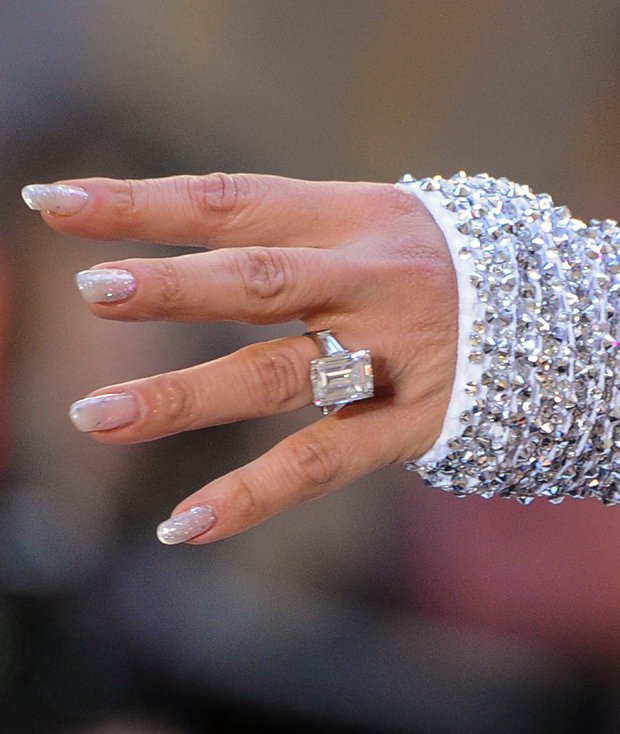 jennifer lopez engagement ring