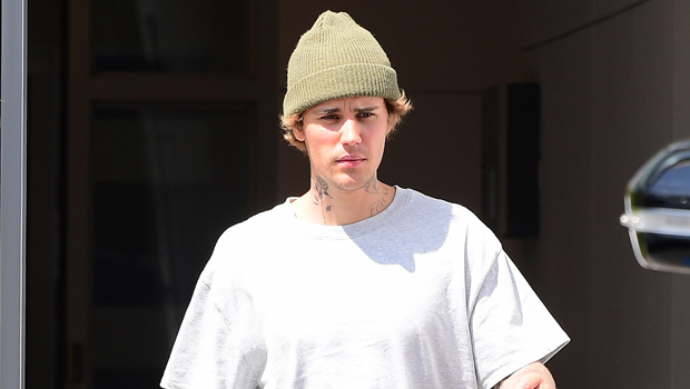 Justin Bieber Sports A Man Bun After Debuting Dreadlocks: See Pic ...