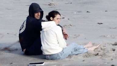 Aaron Rodgers and Shailene Woodley