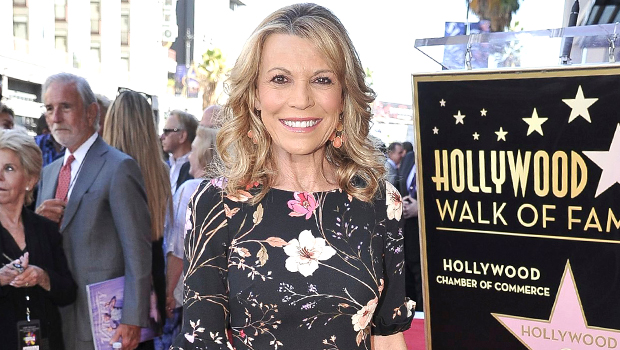 Vanna White Sex Porn - Wheel Of Fortune's Vanna White Hit With Confetti: Video â€“ Hollywood Life
