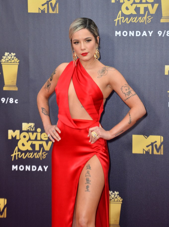 Halsey at the 2018 MTV Movie & TV Awards
