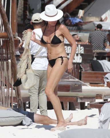 EXCLUSIVE: Real Housewives of New York star Luann de Lesseps shows off her bikini body as she hits the beach in Tulum, Mexico. 02 Jan 2022 Pictured: Luann de Lesseps. Photo credit: MEGA TheMegaAgency.com +1 888 505 6342 (Mega Agency TagID: MEGA817296_034.jpg) [Photo via Mega Agency]