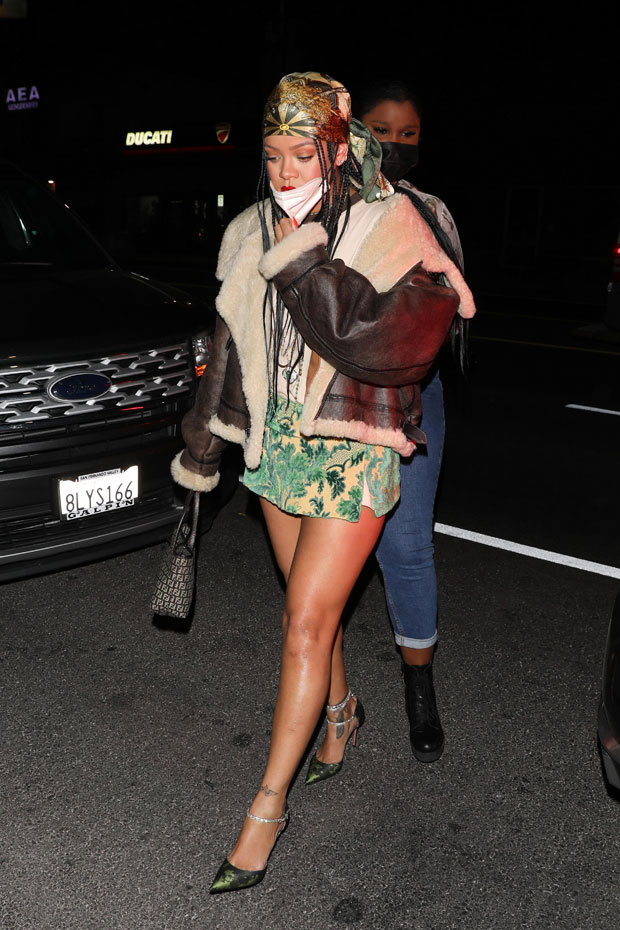 Rihanna Leaving Playhouse Club June 5, 2014 – Star Style