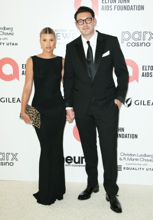 Sofia Richie dan Elliot GraingeElton John AIDS Foundation Academy Awards Viewing Party, Los Angeles, AS - 27 Mar 2022