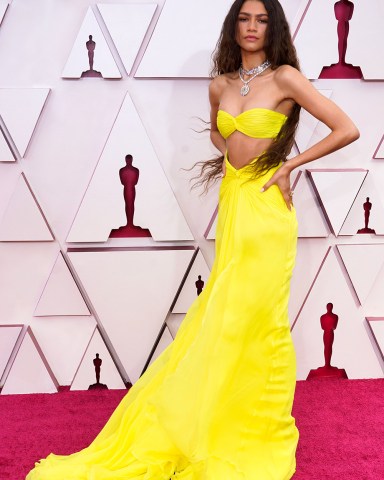 Pool PhotoMandatory Credit: Photo by Chris Pizzello/Pool/Shutterstock (11868956qq)Zendaya arrives at the Oscars93rd Annual Academy Awards, Arrivals, Los Angeles, USA - 25 Apr 2021