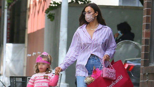 Bradley Cooper & Irina Shayk Hold Hands With Daughter Lea: See Photos –  Hollywood Life